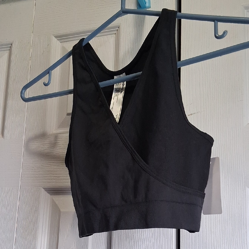 Medela Black Sports Bra